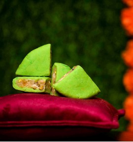Kaju sandwich